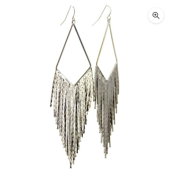 Charming Charlie 5 Inch Mesh Chandelier Drop Dangle Earrings - Silver New - Picture 2 of 5